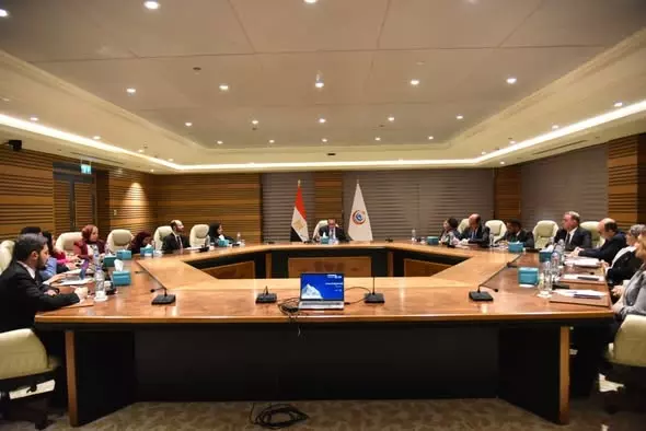 وزير الصحة والسكان