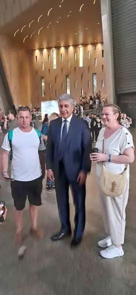 وزير السياحة والآثار