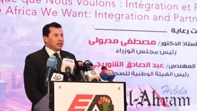 وزير الشباب والرياضة