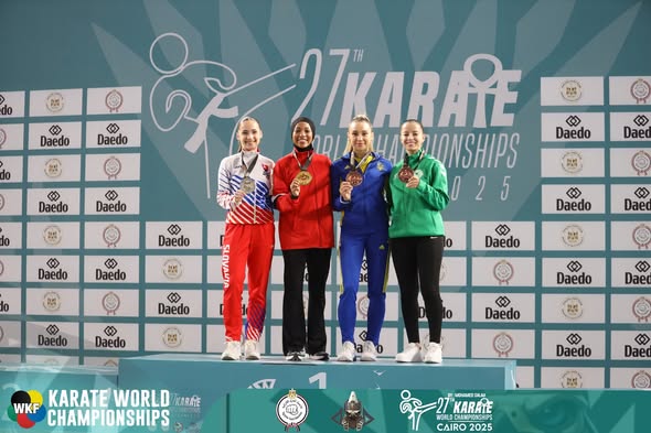 وزير الشباب والرياضة