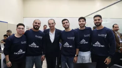 وزير الاتصالات