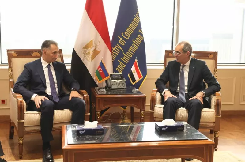 وزير الاتصالات