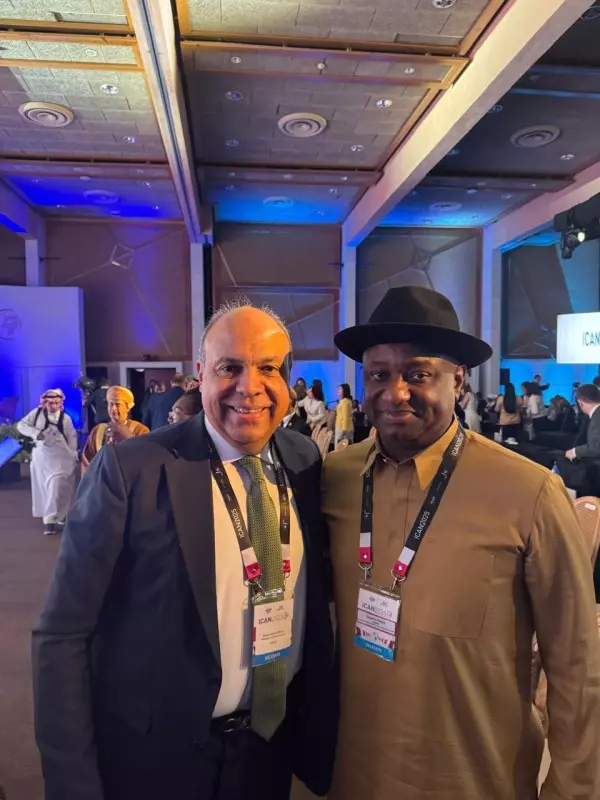 وزير الطيران