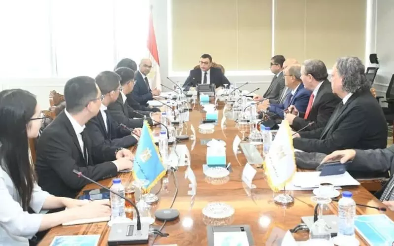 وزير الإسكان