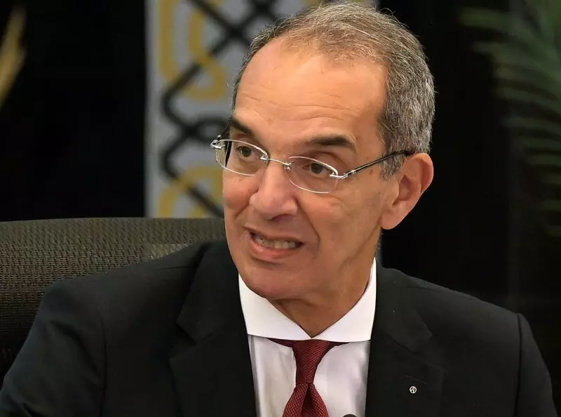 وزير الاتصالات