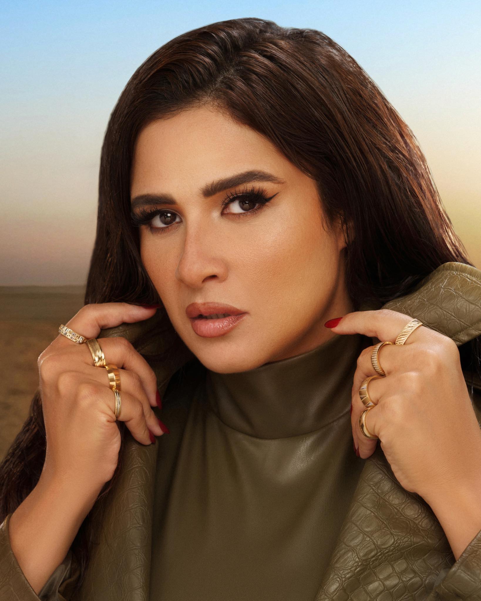 ياسمين عبد العزيز