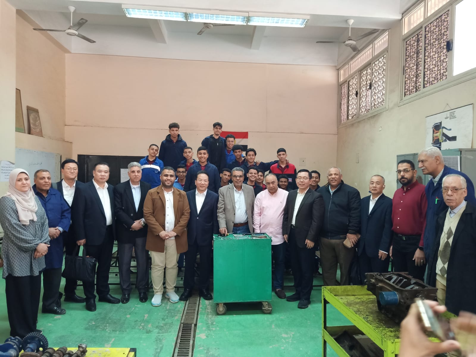 الوفد الصيني