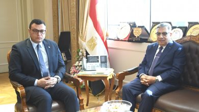 وزير الاسكان