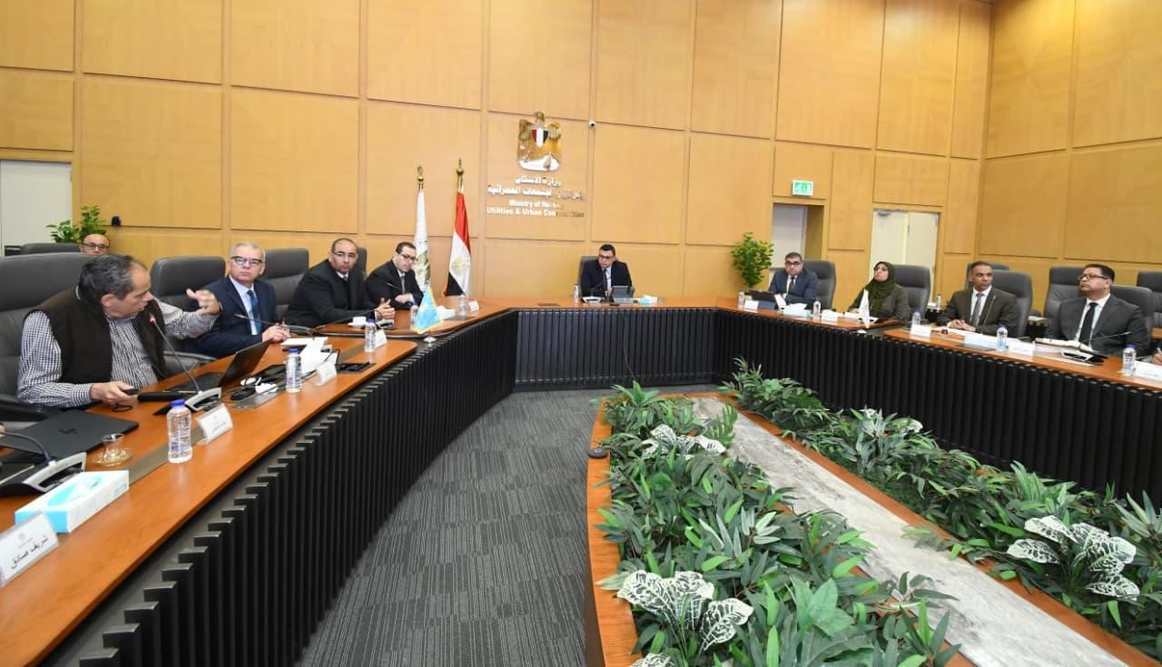 وزير الاسكان