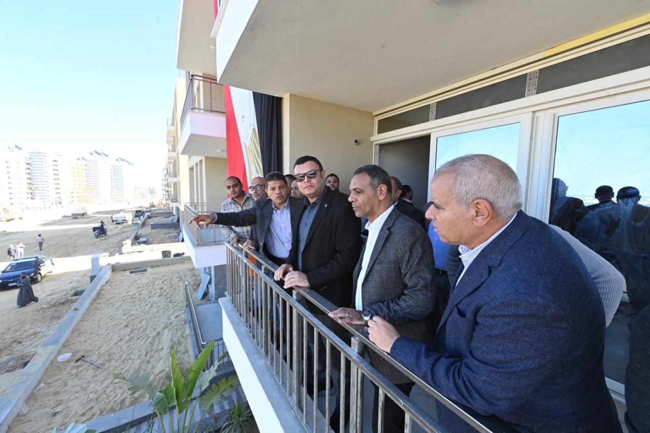 وزير الاسكان