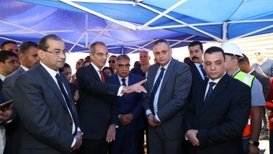 وزير الاتصالات