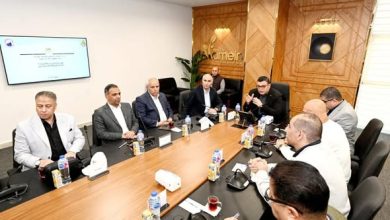  وزير الإسكان