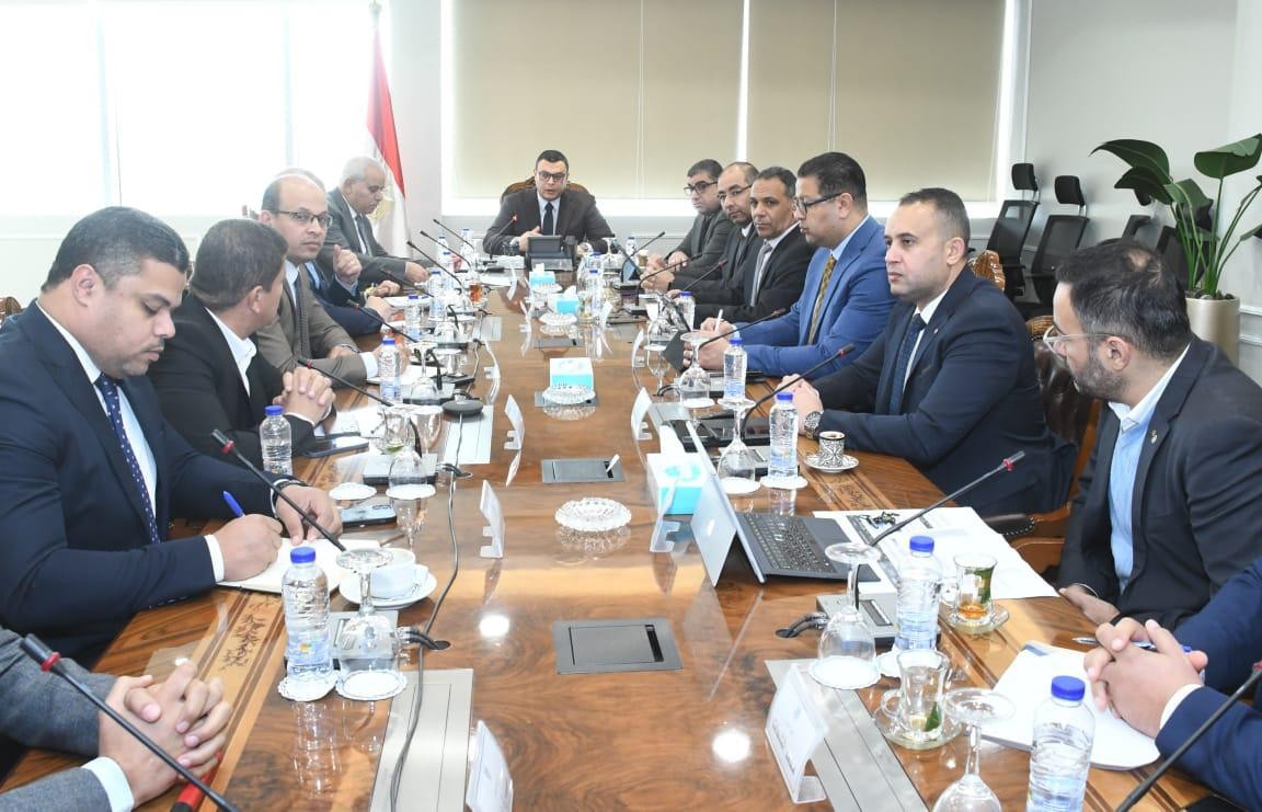 وزير الاسكان