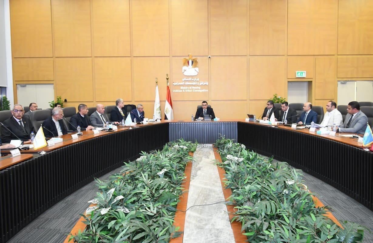 وزير الاسكان