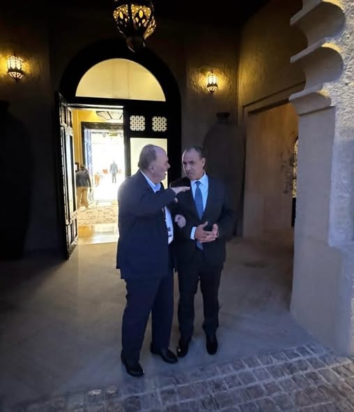 وزير الخارجية