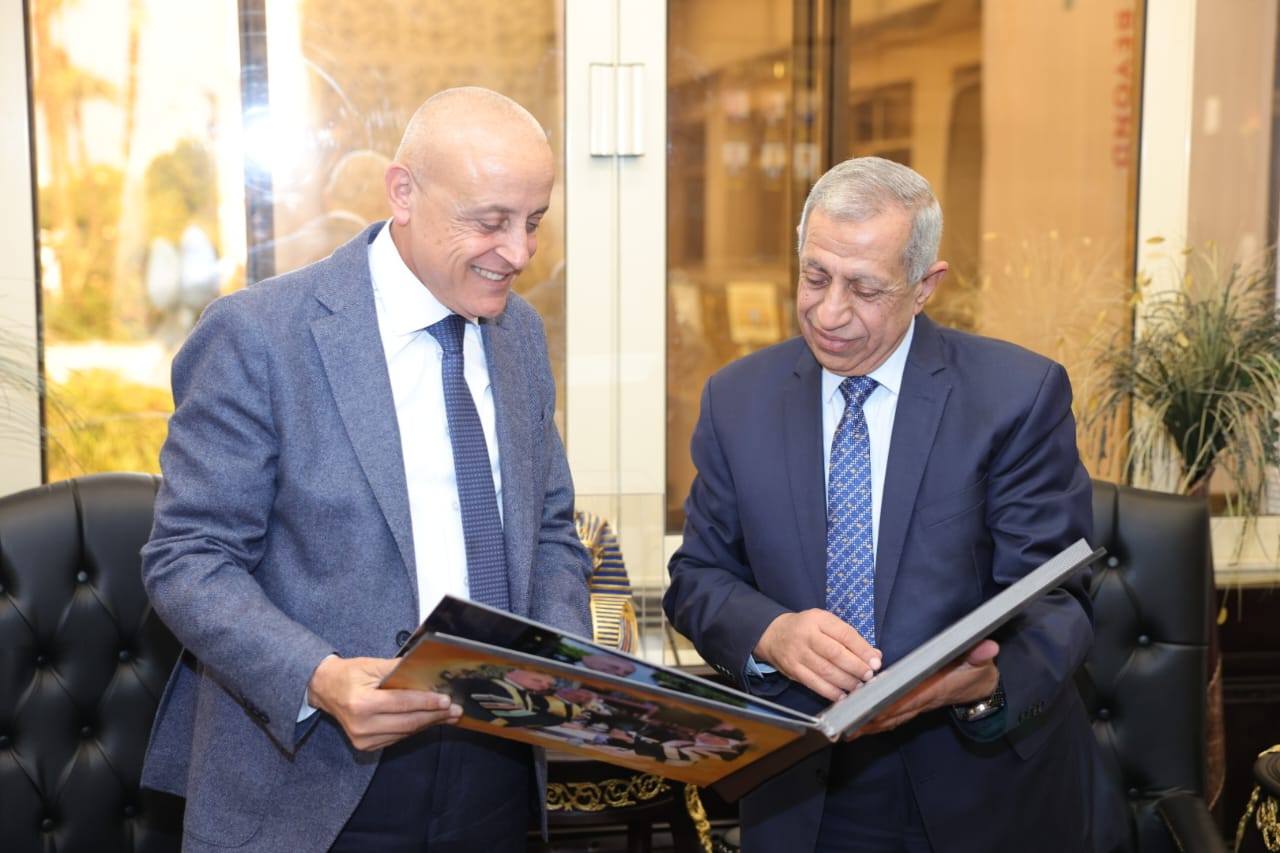 الأكاديمية العربية