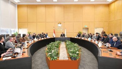 وزير الإسكان