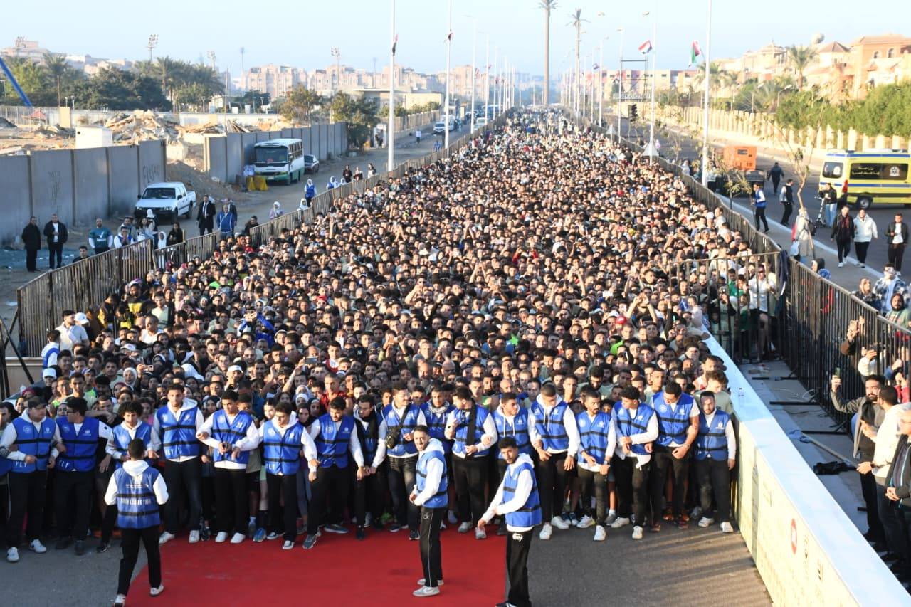 وزير الشباب والرياضة