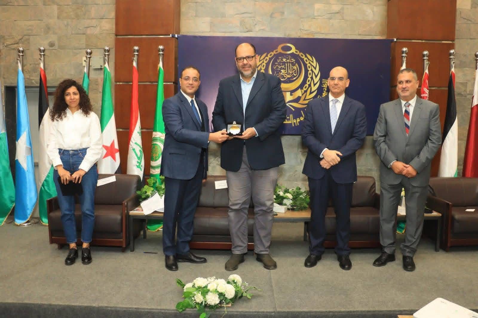 الأكاديمية العربية