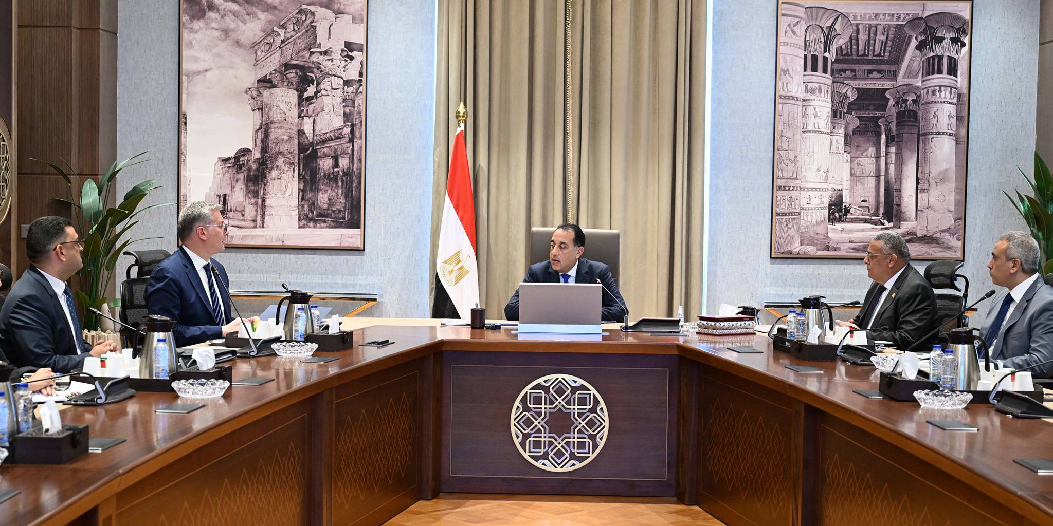 رئيس الوزراء