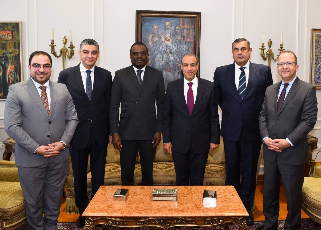 وزير الخارجية