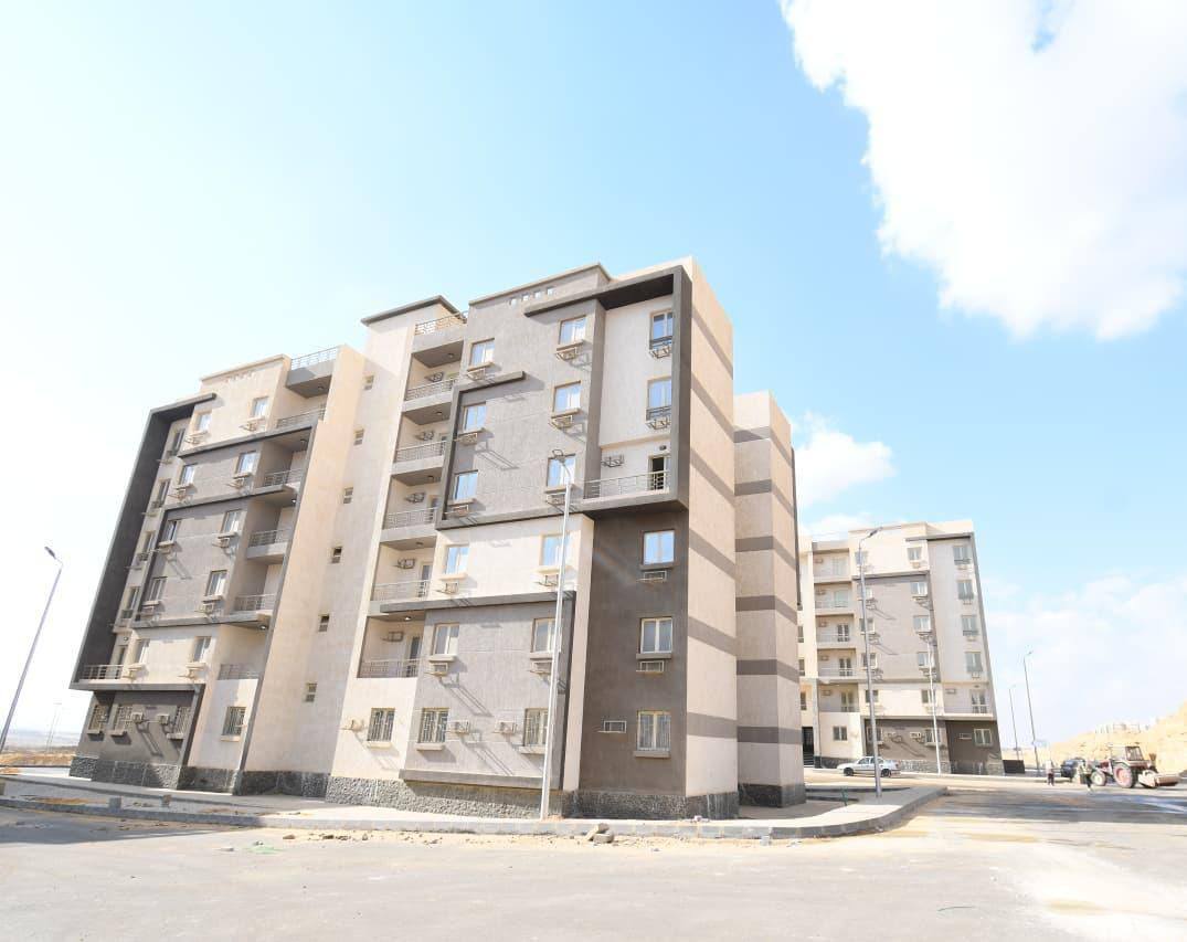 وزير الإسكان