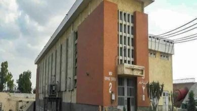 وزير الموارد المائية والري يتابع أعمال مصلحة الميكانيكا والكهرباء