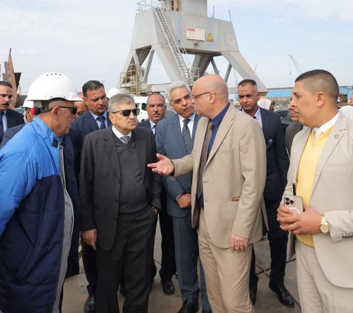 الفريق أسامة