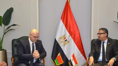 وزير التموين والتجارة