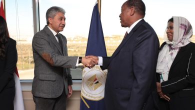 وزير السياحة