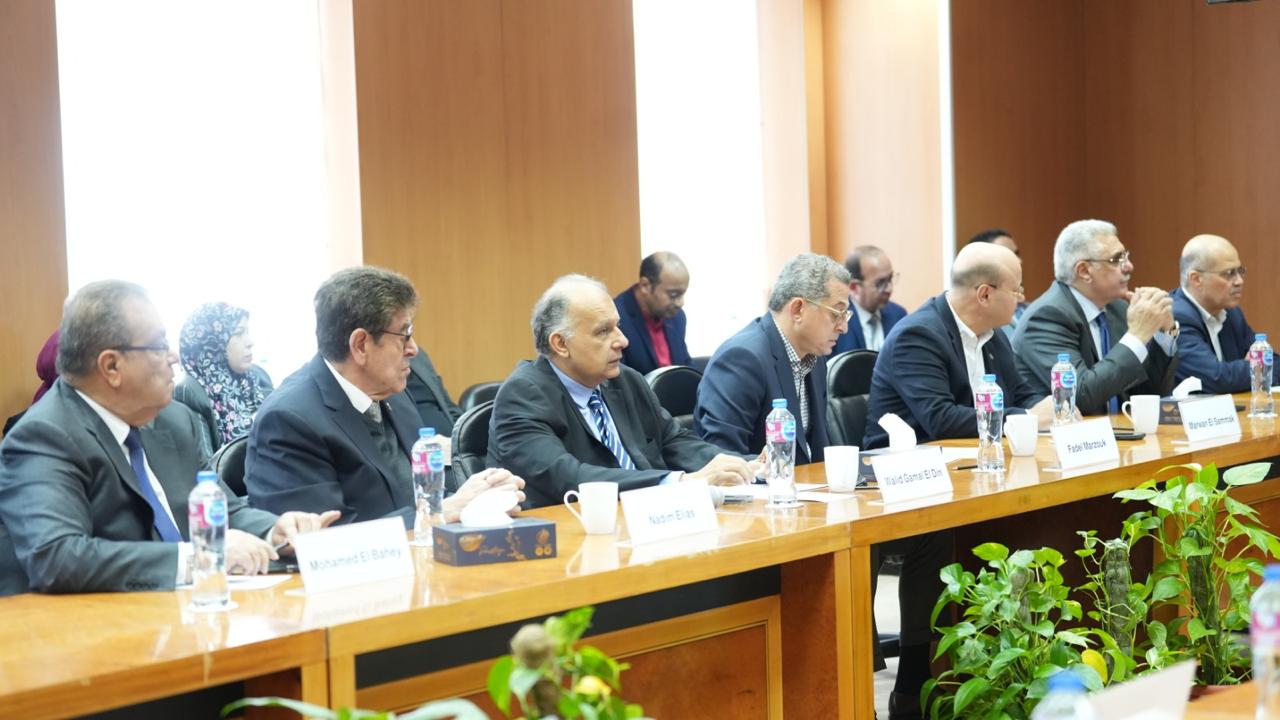 وزير المالية