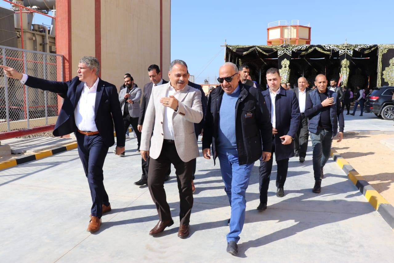 وزير الكهرباء