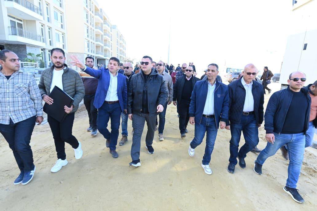 وزير الإسكان