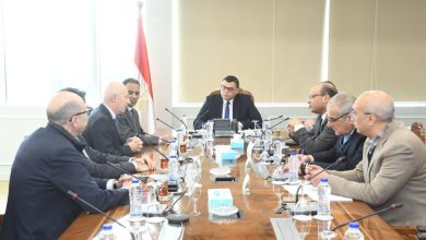 وزير الإسكان