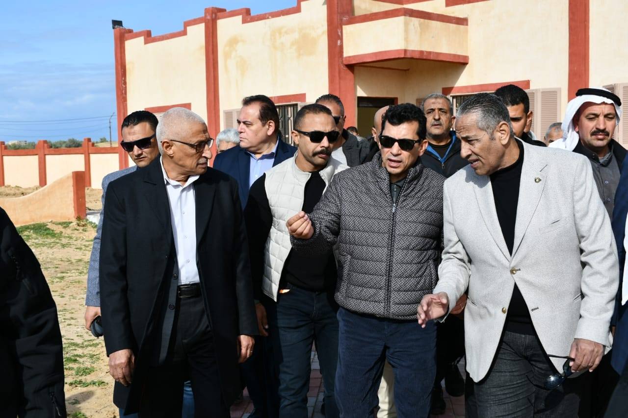 وزير الشباب والرياضة