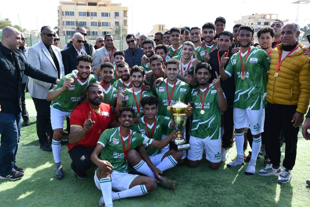 وزير الشباب والرياضة