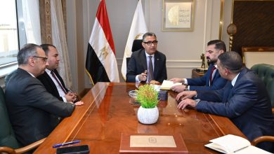 وزير التموين