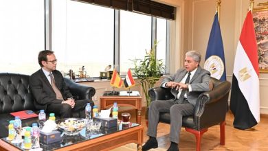 وزير السياحة