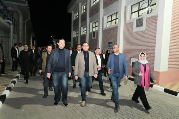 وزير الإسكان