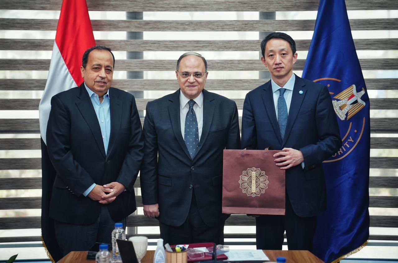 رئيس هيئة الدواء المصرية