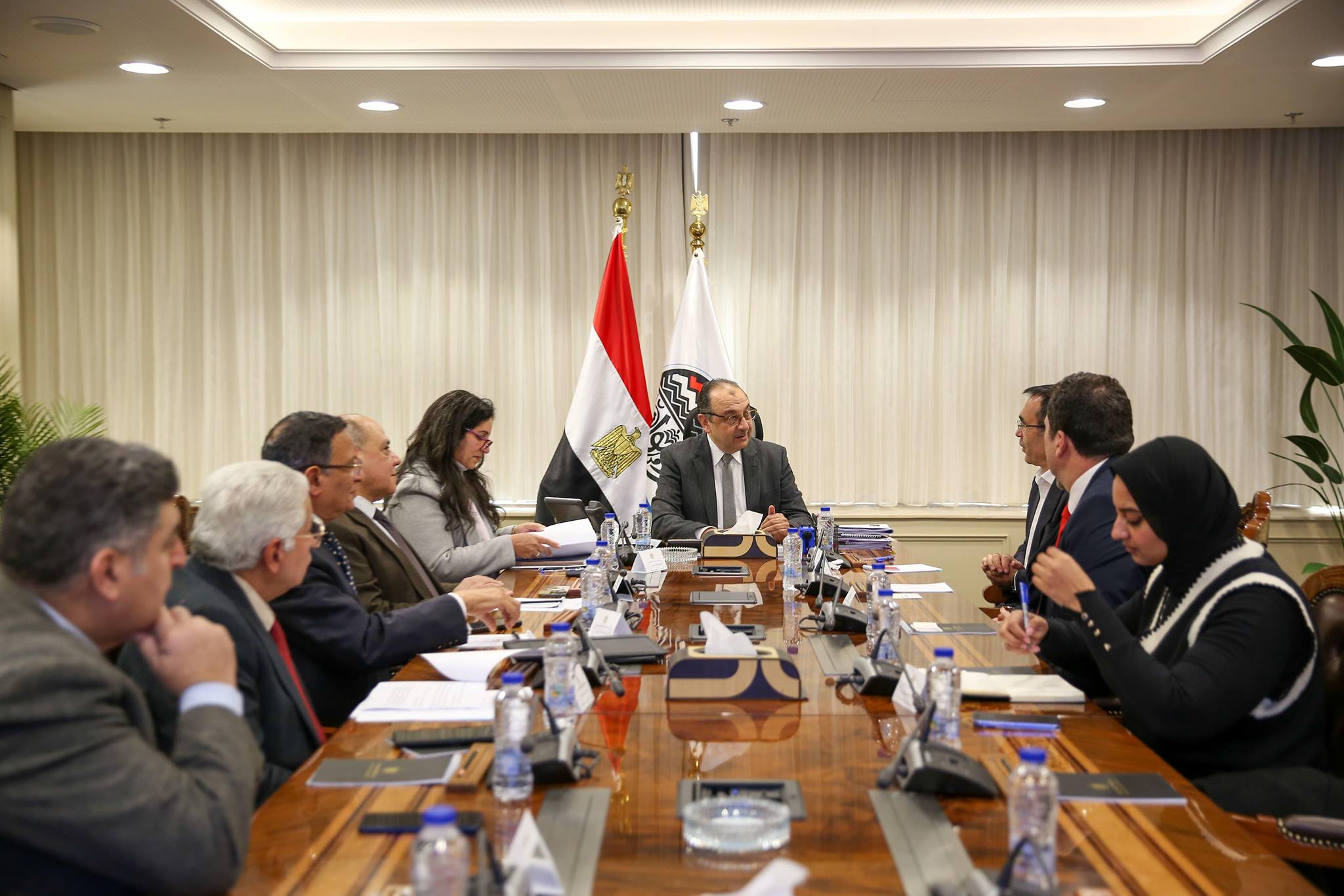 وزير قطاع الأعمال