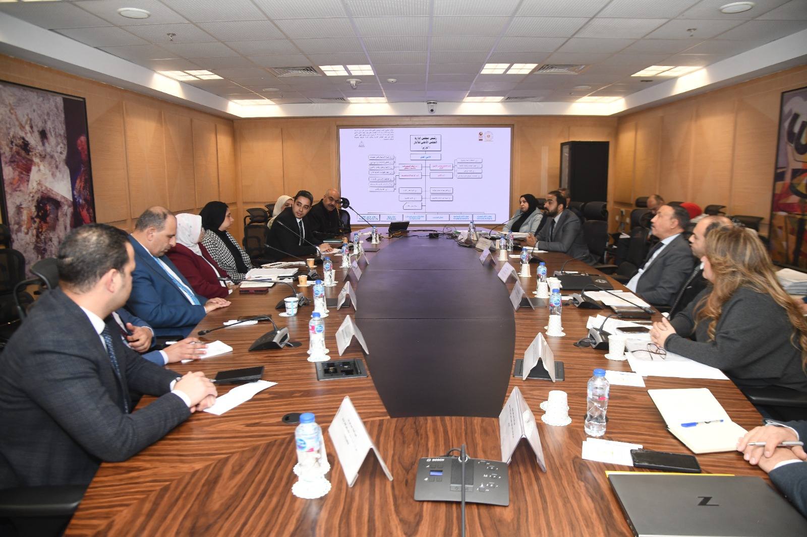 وزارة السياحة والآثار 