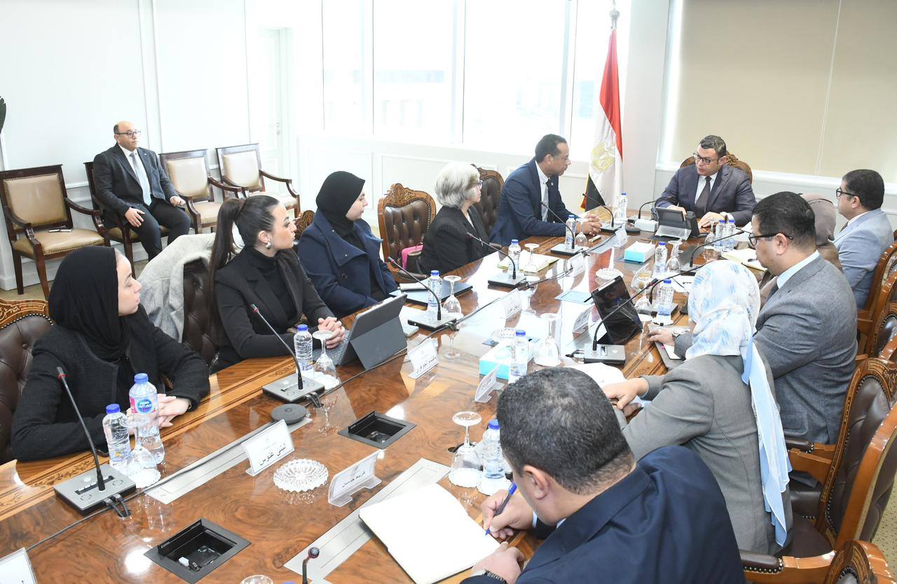 وزير الإسكان