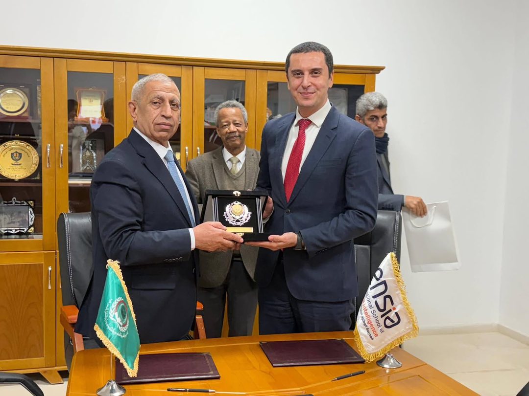 الأكاديمية العربية