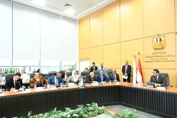 وزير الإسكان