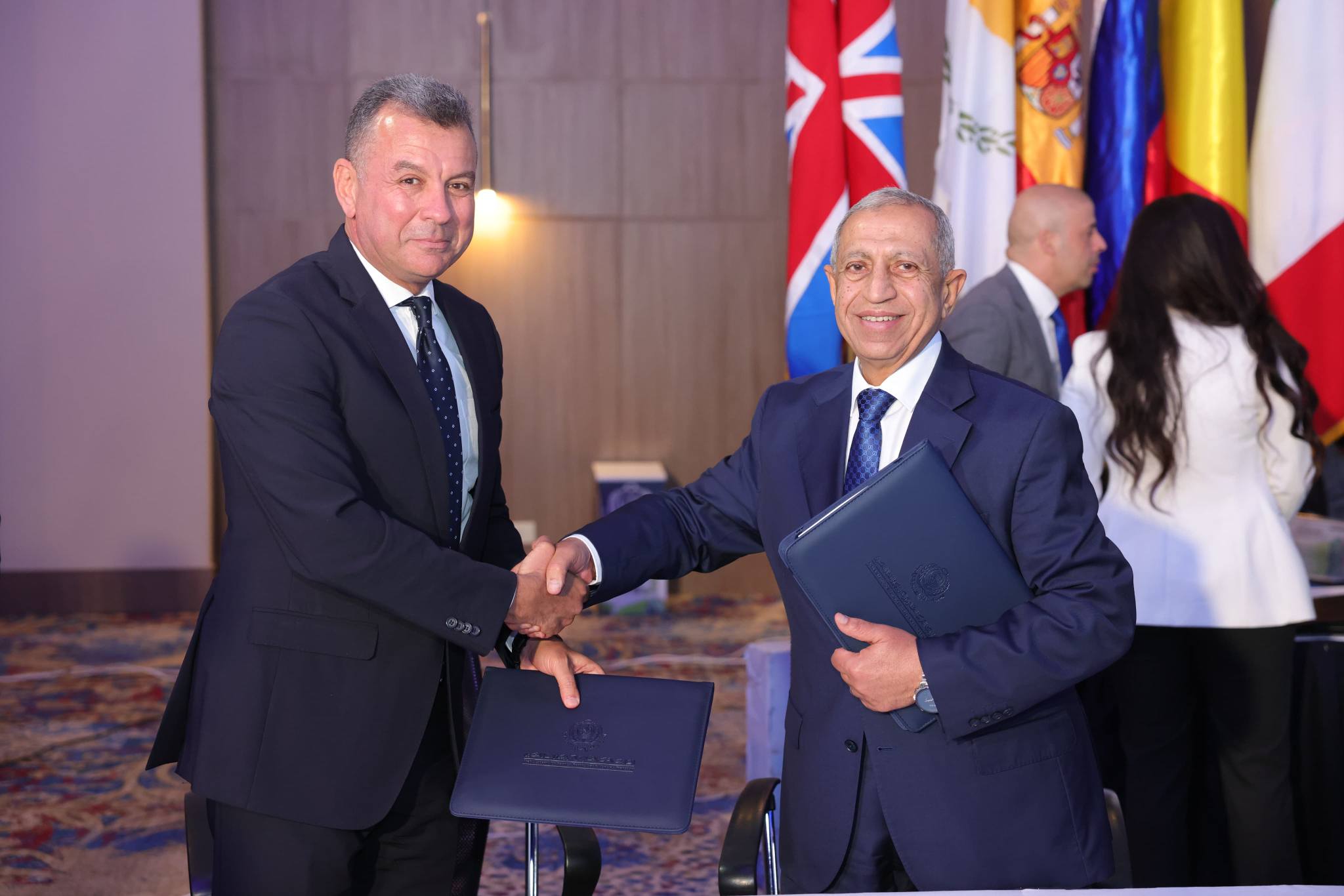 الأكاديمية العربية