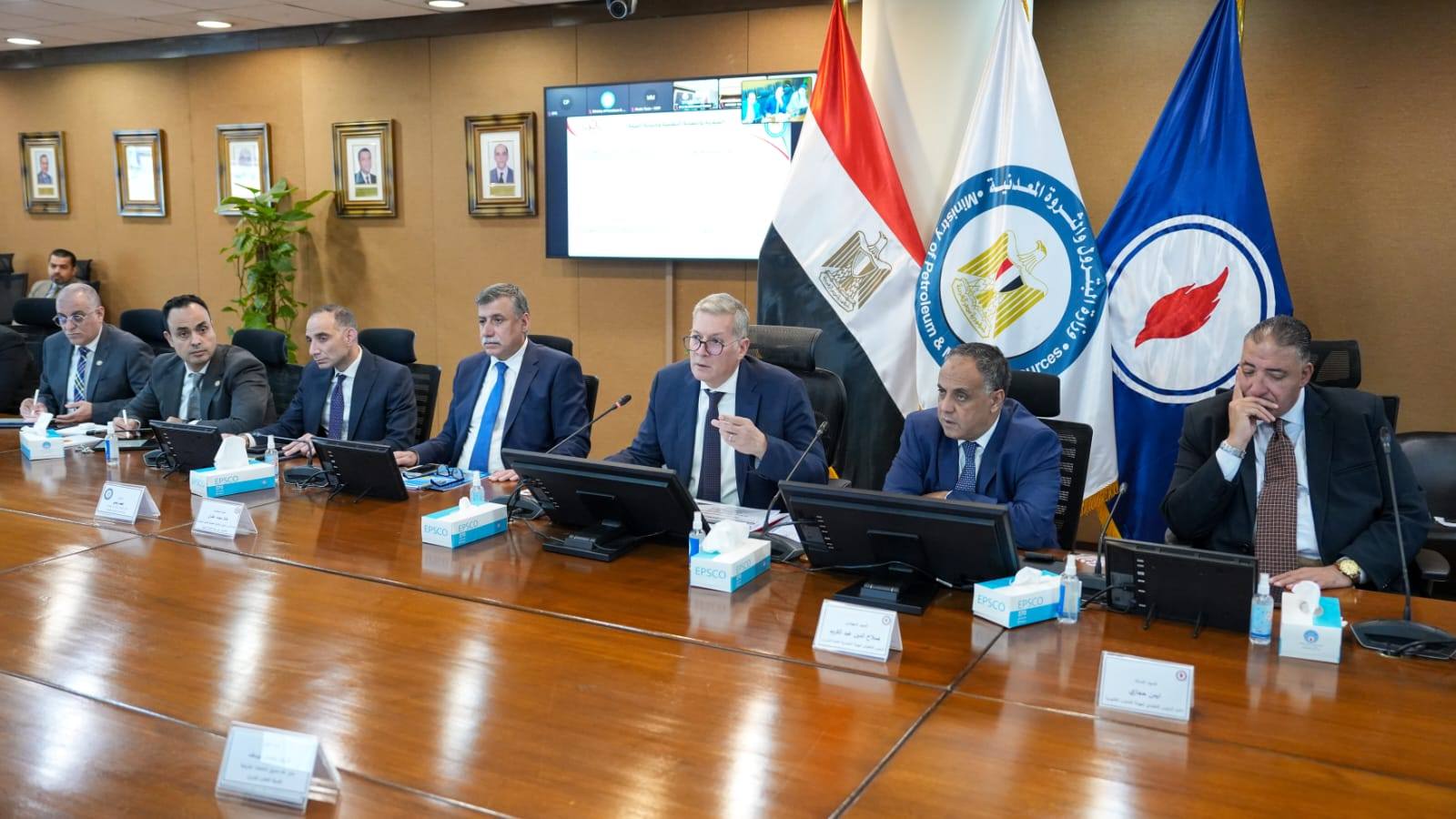 وزير البترول