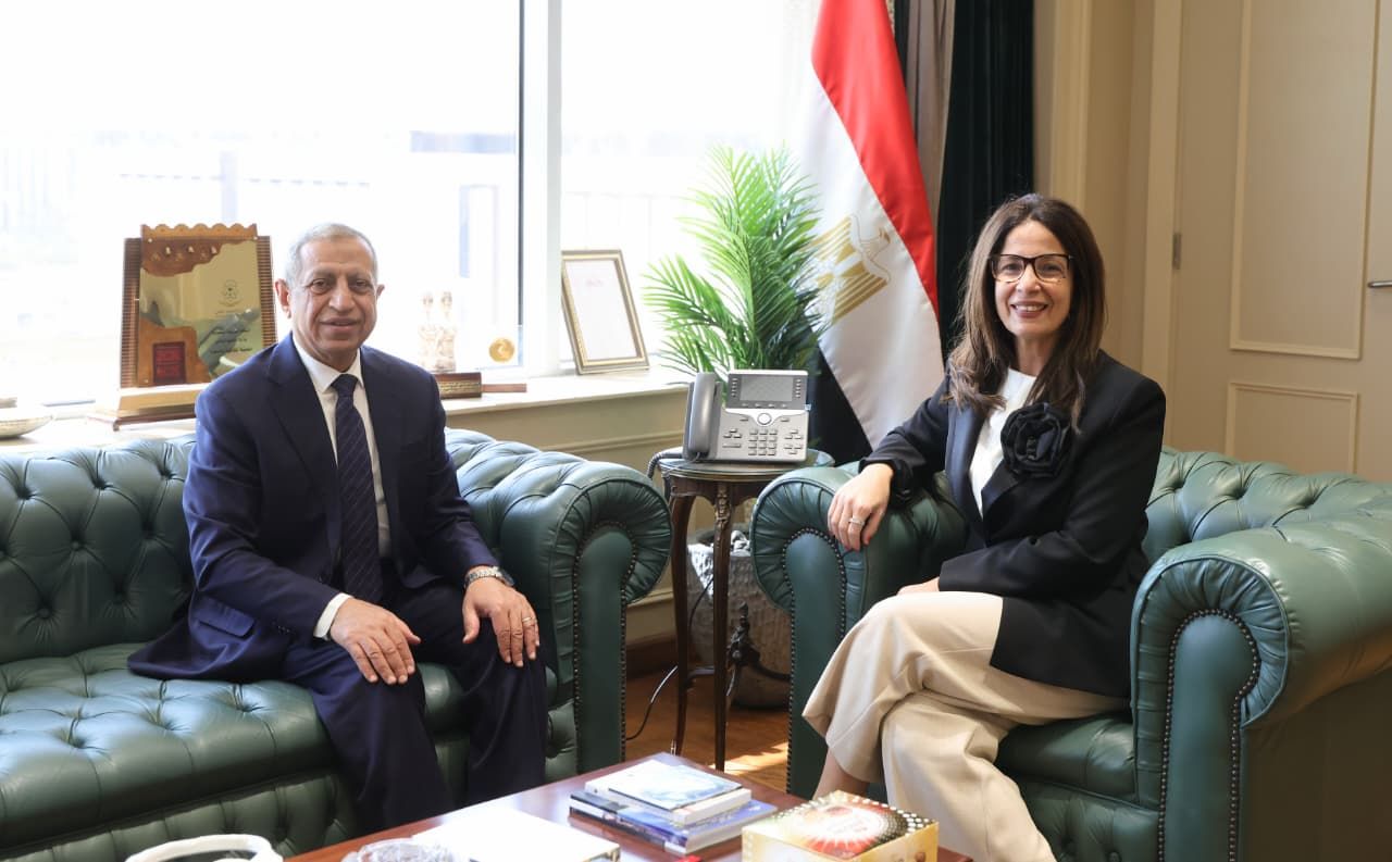 الاكاديمية العربية