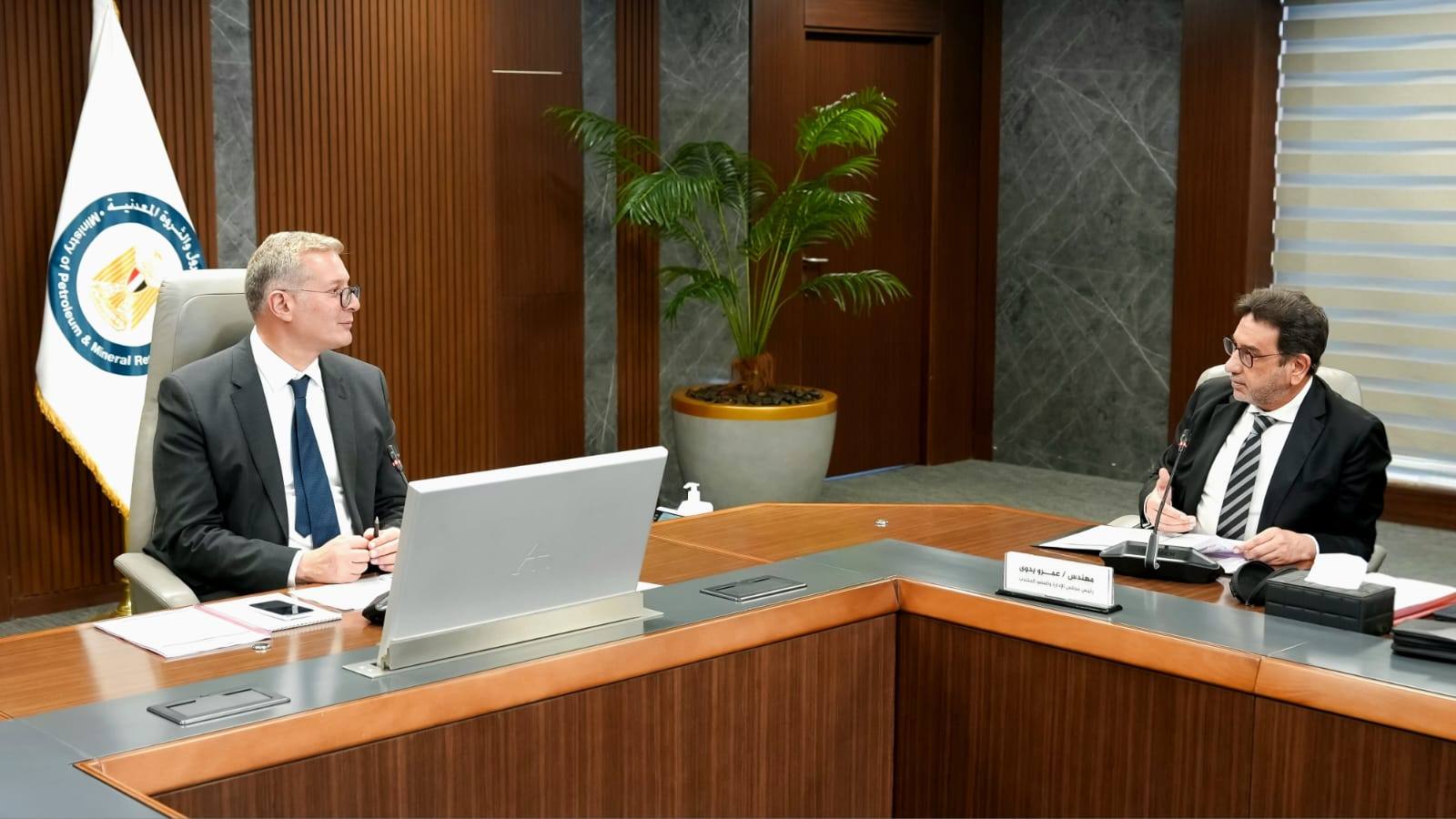 وزير البترول