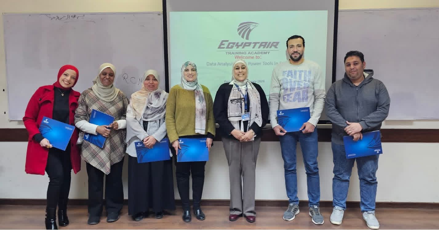 أكاديمية مصر للطيران